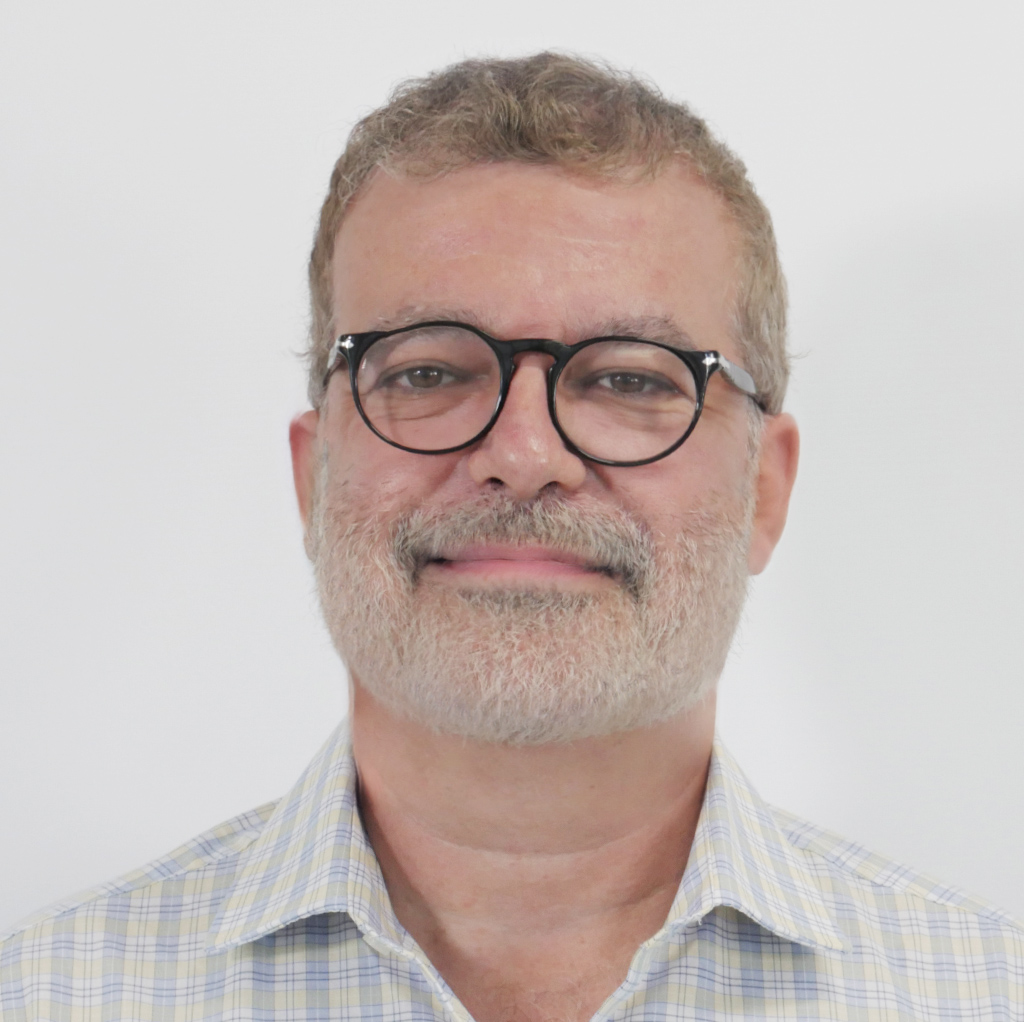 Dr. Héctor Mieles